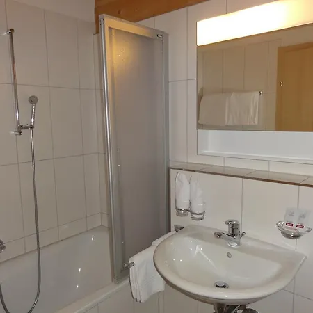 Hotel Welcome By Taescherhof Tasch